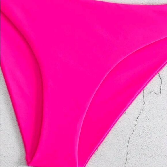 Swim Sale Pink V-Shaped Two Peice Bikini in Magenta size M - Picture 14 of 16